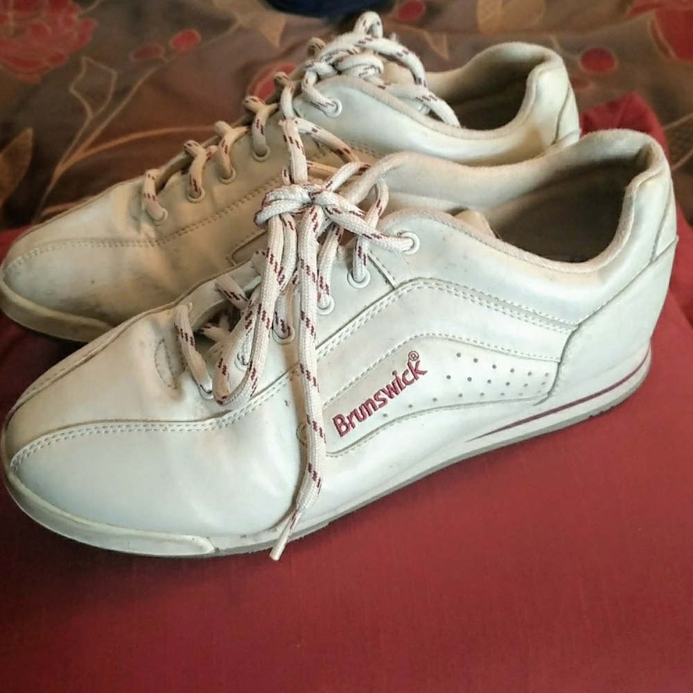 Bowling shoes